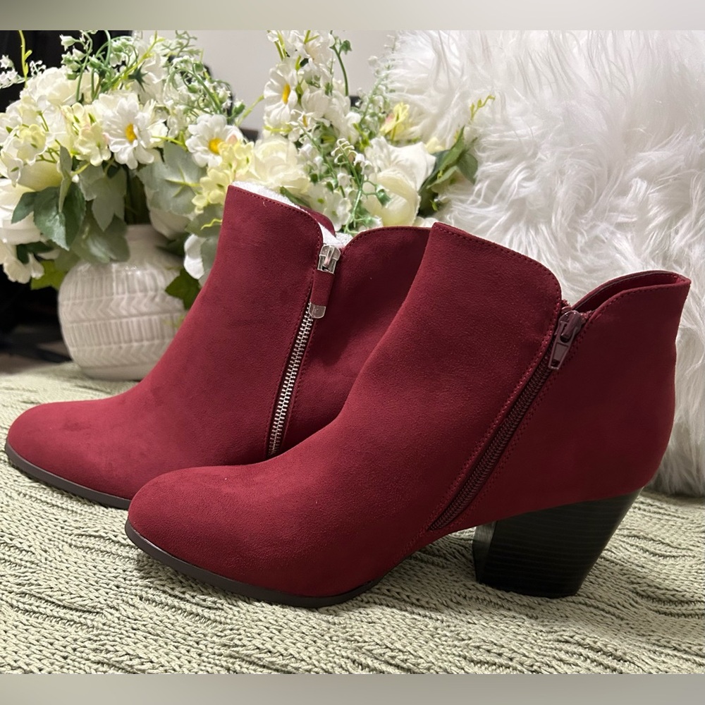 NEW Style & Co. Suede Ankle Booties with Side Zipper - Russet Red, Size 11M
